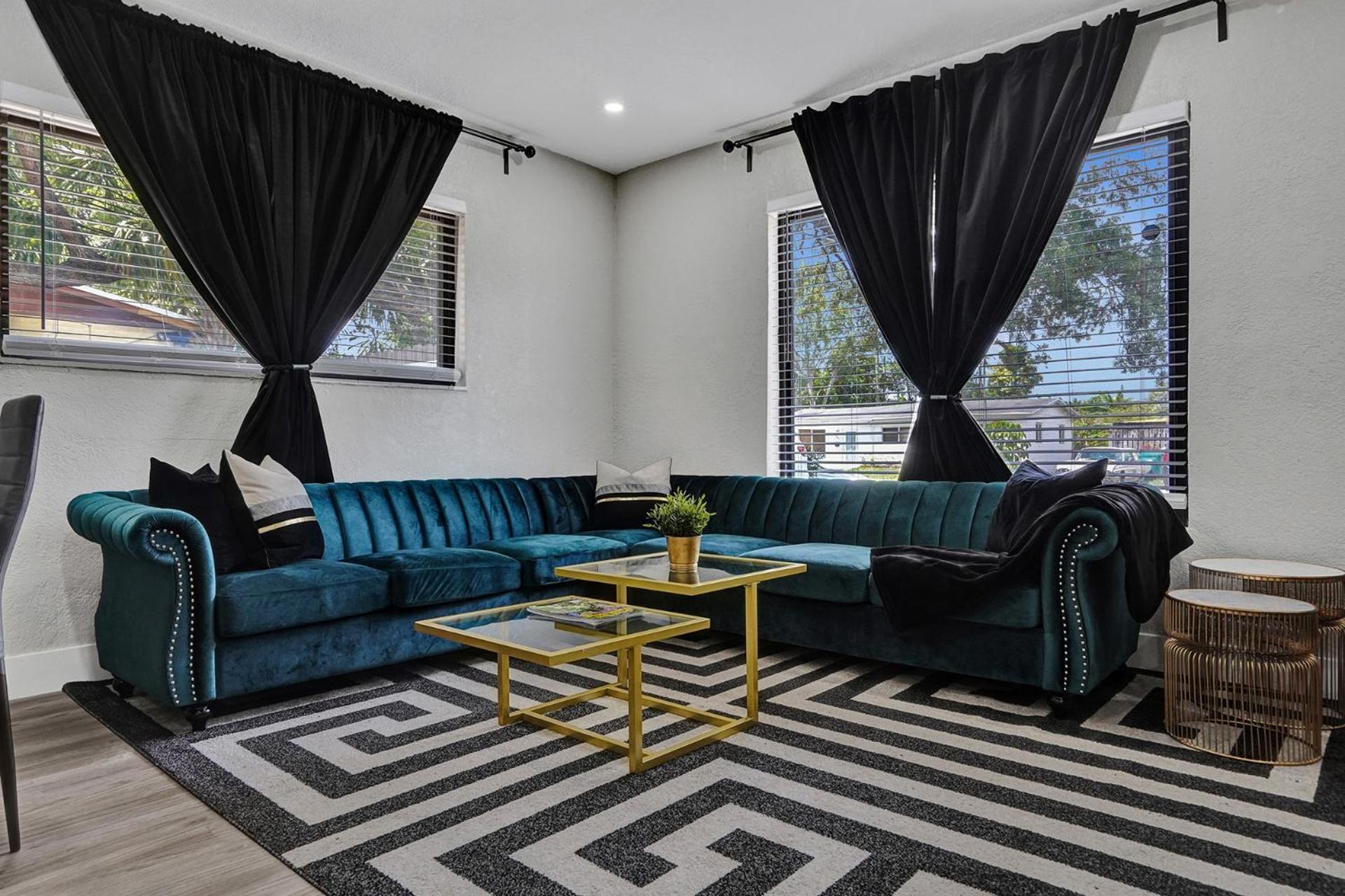 Newly Renovated/Near Sunny Isles Beach/Fre-Parking 노스마이애미비치 외부 사진